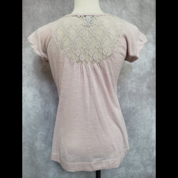 American Rag Cie 1984 Pale Pink Top with Lace Neckline, Size: L - Picture 2 of 7